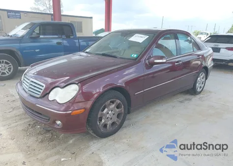 2006 Mercedes-Benz C 280 Luxury 4Matic z USA, uszkodzony, nr VIN WDBRF92H26F777846